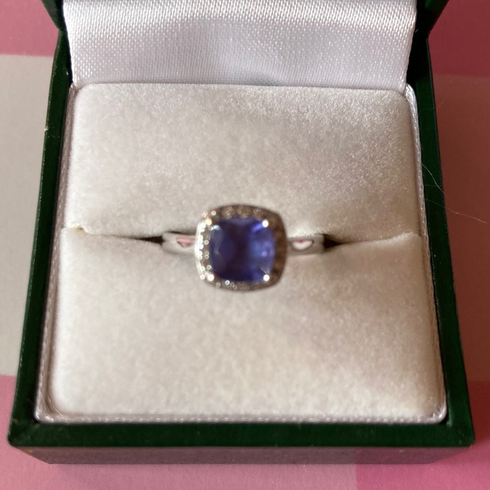 Diamond & Tanzanite Halo Ring White Gold
